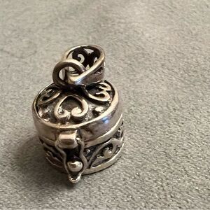 Elegant Silver Heart Prayer Box charm